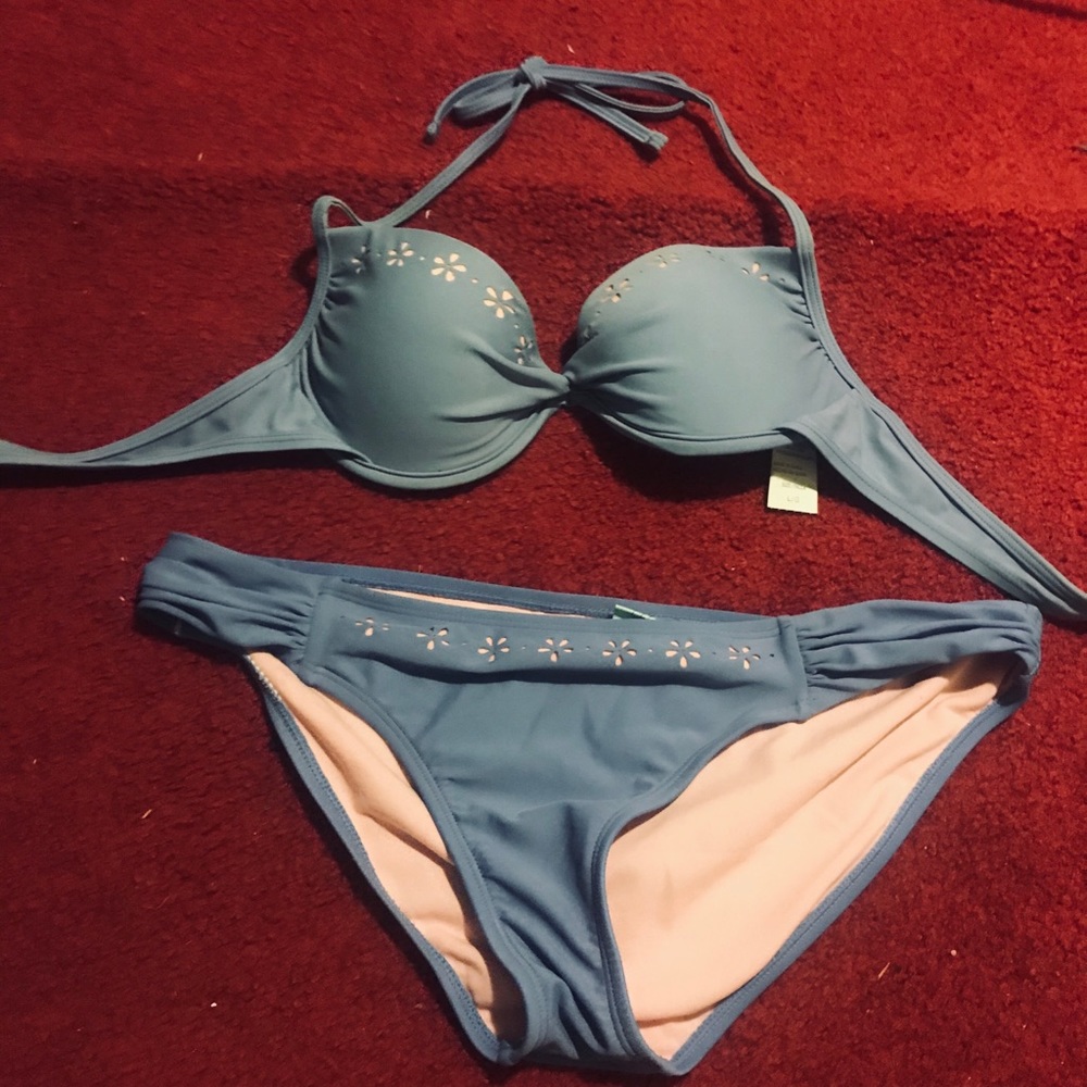Blue bikini with flower detail